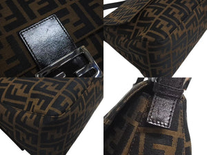 極美品 FENDI フェンディ ズッカ柄 マンマバケット ワンショルダーバッグ ブラウン コットンキャンバス レザー ハンドバッグ ロゴ ロゴ 美品 中古 4c072821 