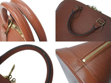 Load image into Gallery viewer, Louis Vuitton ルイヴィトン アルマ M52143 ハンドバッグ エピレザー ゴールド金具 ケニアブラウン 美品 中古4c072823