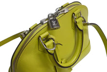 Load image into Gallery viewer, 極美品 LOUIS VUITTON ルイヴィトン エピ アルマBB 2WAYショルダーバッグ M57446 ジョーヌセドラ シルバー金具 中古 4c072827