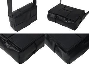 極美品 BOTTEGAVENETA ボッテガヴェネタ キャンディカセット ショルダーバッグ マキシイントレチャート ブラック P01134354K 中古 4c072838