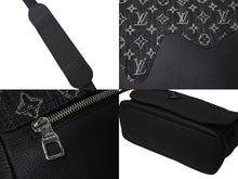 Load image into Gallery viewer, 極美品 LOUIS VUITTON ルイヴィトン NIGOコラボ ブサス トーキョー ショルダーバッグ モノグラムドリップ M45971 ブラック 中古 4c072863
