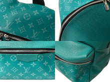 Load image into Gallery viewer, LOUIS VUITTON ルイヴィトン ディスカバリー リュック バックパック M30227 タイガラマ グリーン系 PVC レザー 美品 中古 4c072866