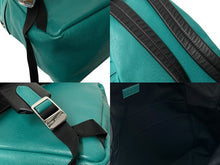 Load image into Gallery viewer, LOUIS VUITTON ルイヴィトン ディスカバリー リュック バックパック M30227 タイガラマ グリーン系 PVC レザー 美品 中古 4c072866