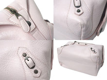 Load image into Gallery viewer, BALENCIAGA バレンシアガ クラッチバッグ 439714 5811 イタリア製 レザー ピンク アンティークゴールド金具 美品 中古 4c072869