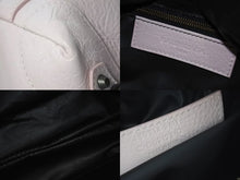 Load image into Gallery viewer, BALENCIAGA バレンシアガ クラッチバッグ 439714 5811 イタリア製 レザー ピンク アンティークゴールド金具 美品 中古 4c072869