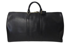 Load image into Gallery viewer, LOUIS VUITTON ルイヴィトン ボストンバッグ トラベルバッグ M42942 キーポル60 ブラック エピレザー ゴールド金具 美品 中古 4c072883