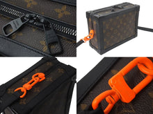 Load image into Gallery viewer, LOUIS VUITTON ルイヴィトン 19SS ヴァージルアブロー ショルダーバッグ モノグラムソーラーレイ ソフトトランク M44427 美品 中古 4c072984