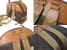 Load image into Gallery viewer, CELINE セリーヌ マカダム リュックサック バックパック MC1066 イタリア製 PVC レザー ブラウン ゴールド金具 美品 中古 4c072990