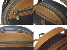 Load image into Gallery viewer, CELINE セリーヌ マカダム リュックサック バックパック MC1066 イタリア製 PVC レザー ブラウン ゴールド金具 美品 中古 4c072990