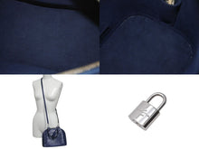 Load image into Gallery viewer, 極美品 LOUIS VUITTON ルイヴィトン アルマBB 2WAYバッグ ハンドバッグ ショルダーバッグ M40862 IC エピレザー ネイビー 中古 4c073025