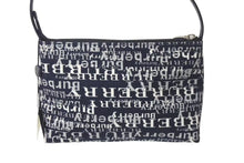 Load image into Gallery viewer, 新品未使用品 BURBERRY バーバリー ワンショルダーバッグ 総柄 T-03-1 ブラック ホワイト シルバー金具 中古 4c073069