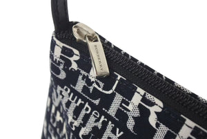 新品未使用品 BURBERRY バーバリー ワンショルダーバッグ 総柄 T-03-1 ブラック ホワイト シルバー金具 中古 4c073069