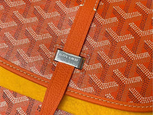 Load image into Gallery viewer, 新品未使用 GOYARD ゴヤール ベルヴェデーレ PM ショルダーバッグ オレンジ BELVE3PMLTY07CG07P PVC レザー ヘリンボーン柄 中古 4c073112