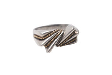 Load image into Gallery viewer, TIFFANY&amp;Co. ティファニー ツイストリボン リング 指輪 K18 シルバー925 3g サイズ10号 美品 中古 4c073233