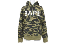 Load image into Gallery viewer, A BATHING APE アベイシングエイプ 1st Camo BAPE Print Hoodie 1st カモ柄 BAPE プリント パーカー M 美品 中古 4c073272