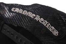 Load image into Gallery viewer, CHROME HEARTS MATTY BOY クロムハーツ マッティボーイ CHOMPER TRUCKER CAP チャンパー トラッカーキャップ 帽子 美品 中古 4c073287