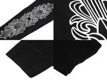 Load image into Gallery viewer, CHROME HEARTS クロムハーツ NY限定 フローラルクロスプリント ロングスリーブＴシャツ ロゴ コットン ブラック XXL 美品 中古 4c073298