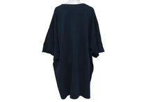 Load image into Gallery viewer, BALENCIAGA バレンシアガ 19AW オーバーサイズ ロゴ刺繍 半袖Ｔシャツ ネイビー コットン 583214 サイズM 良品 中古 4c073313