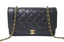Load image into Gallery viewer, CHANEL シャネル マトラッセ25 ダイアナ ショルダーバッグ A01165 レザー ラムスキン 3番台 ゴールド金具 ブラック 美品 中古 4c073328