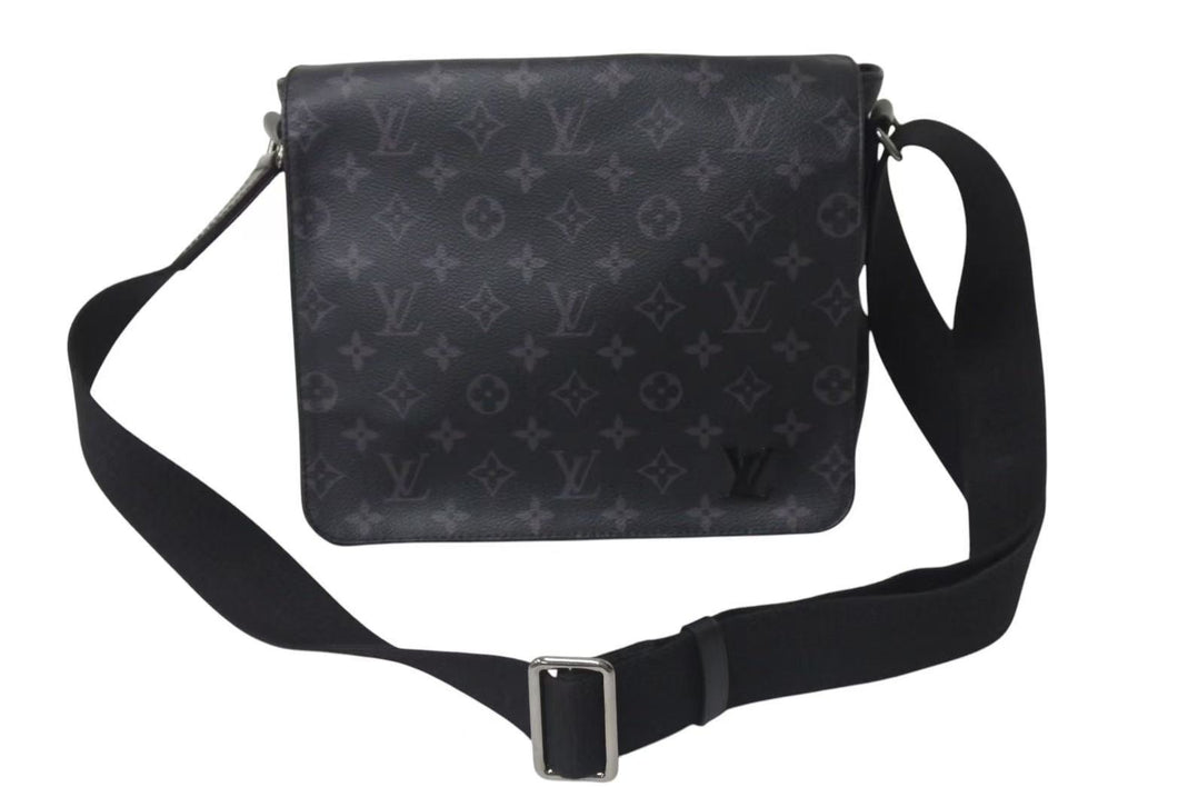 LOUIS VUITTON ルイヴィトン ショルダーバッグ M44000 モノグラムエクリプスキャンバス ブラック シルバー金具 美品 中古 4c073336