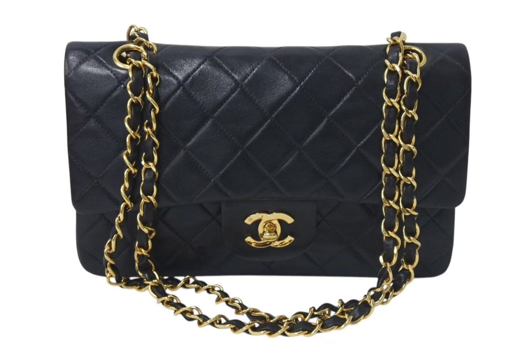 極美品 CHANEL シャネル マトラッセ23 Wフラップ チェーン ショルダーバッグ ラムスキン2番台 ブラック ゴールド金具 中古 4c073340