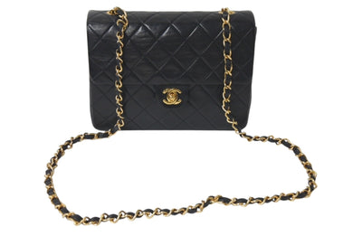 極美品 CHANEL シャネル 縦長 15cm ミニマトラッセ20 チェーンショルダーバッグ 1番台 ラムスキン ブラック ゴールド 中古 4c073341