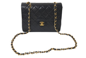 極美品 CHANEL シャネル 縦長 15cm ミニマトラッセ20 チェーンショルダーバッグ 1番台 ラムスキン ブラック ゴールド 中古 4c073341