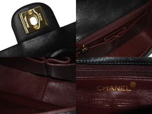 Load image into Gallery viewer, 極美品 CHANEL シャネル 縦長 15cm ミニマトラッセ20 チェーンショルダーバッグ 1番台 ラムスキン ブラック ゴールド 中古 4c073341