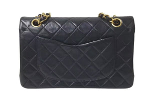 極美品 CHANEL シャネル マトラッセ23 Wフラップ チェーン ショルダーバッグ ラムスキン1番台 ブラック ゴールド金具 中古 4c073342