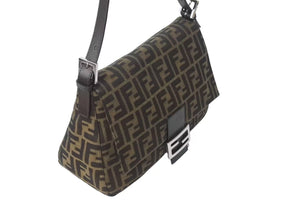 FENDI フェンディ ズッカ柄 マンマバケット ワンショルダーバッグ ブラウンロゴ コットンキャンバス レザー 美品 中古 4c073343 