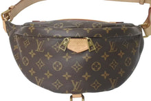 Load image into Gallery viewer, 極美品 LOUIS VUITTON ルイヴィトン ボディバッグ M43644 バムバッグ ブラウン モノグラムキャンバス 中古 4c073368