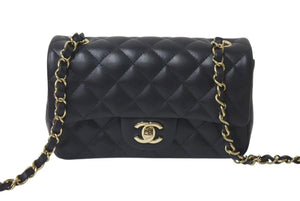 極美品 CHANEL シャネル 横長 20cm ショルダーバッグ ランダム番台 ミニマトラッセショルダーチェーン ブラック ラムスキン 中古 4c073376