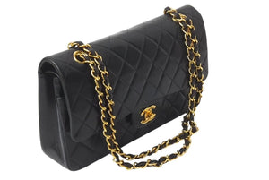 極美品 新型 CHANEL シャネル マトラッセ25 Wフラップ Wチェーンショルダーバッグ ココマーク 6番台 ラムスキン ブラック ゴールド 中古 4c073380