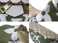 Load image into Gallery viewer, 極美品 LOUIS VUITTON ルイヴィトン バムバッグ ウエストバッグ ボディバッグ M44611 ジャイアント モノグラム カーキ 中古 4c073385