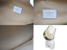 Load image into Gallery viewer, 極美品 LOUIS VUITTON ルイヴィトン バムバッグ ウエストバッグ ボディバッグ M44611 ジャイアント モノグラム カーキ 中古 4c073385