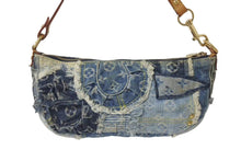 画像をギャラリービューアに読み込む, LOUISVUITTON ルイヴィトン パウチィ ワンショルダーバッグ M95382 パッチワーク モノグラムデニム ブルー 美品 中古 4c073389
