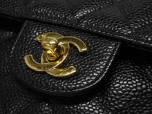 Load image into Gallery viewer, 極美品 CHANEL シャネル ショルダーバッグ マトラッセ25 キャビアスキン ダブルフラップ ブラック ゴールド金具 8番台 A01112 中古 4c073392