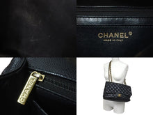Load image into Gallery viewer, CHANEL シャネル マトラッセ30 シングルフラップ チェーン ショルダーバッグ キャビアスキン ブラック ゴールド金具 美品 中古 4c073405