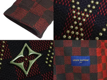 Load image into Gallery viewer, 新品同様 LOUIS VUITTON ルイヴィトン 24SS ダミエ ユーティリティ コート レッド RM241 HRK HQC90E ロゴ アウター ゴールド金具 サイズ60 中古 4c073414