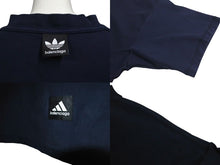 Load image into Gallery viewer, BALENCIAGA x adidas バレンシアガ × アディダス 半袖Ｔシャツ 731789 サイズ4 ロゴ刺繍 22FW ネイビー 美品 中古 4c073417