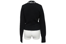 Load image into Gallery viewer, CHANEL シャネル ニット セーター ネックレス ヴィンテージ P05572V00254 イギリス製 カシミヤ ブラック サイズ38 美品 中古 4c073420