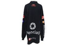 Load image into Gallery viewer, 極美品 BALENCIAGA バレンシアガ LEAGUE リーグ 長袖Tシャツ 767879 サイズL ブラック コットン マルチプリント 23SS 中古 4c073422