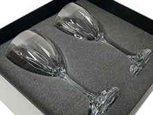 Load image into Gallery viewer, 極美品 CHROME HEARTS × BACCARAT クロムハーツ × バカラ ワイングラス ２個セット クロステール クリスタル コレクション 中古 4c073435