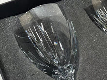 Load image into Gallery viewer, 極美品 CHROME HEARTS × BACCARAT クロムハーツ × バカラ ワイングラス ２個セット クロステール クリスタル コレクション 中古 4c073435