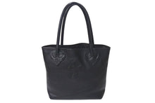 Load image into Gallery viewer, 極美品 CHROME HEARTS クロムハーツ FSトートバッグ セメタリークロスパッチ レザー シルバー925 ブラック 中古 4c073443