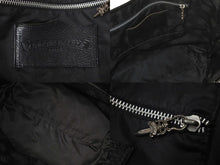 Load image into Gallery viewer, 極美品 CHROME HEARTS クロムハーツ FSトートバッグ セメタリークロスパッチ レザー シルバー925 ブラック 中古 4c073443