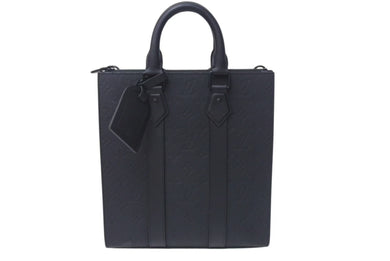 極美品 LOUIS VUITTON ルイヴィトン ショルダーバッグ トリヨン サックプラ クロス M21884 ブラック 中古 4c073477