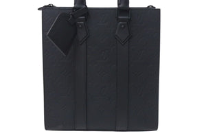 極美品 LOUIS VUITTON ルイヴィトン ショルダーバッグ トリヨン サックプラ クロス M21884 ブラック 中古 4c073477