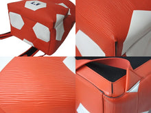 Load image into Gallery viewer, 極美品 LOUIS VUITTON ルイヴィトン リュックサック バックパック エピ アポロ 2018 FIFA M52117 レッド 中古 4c073495