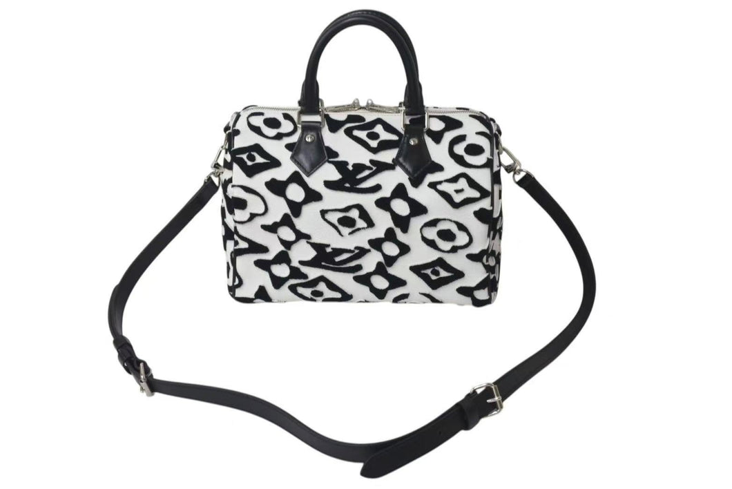 極美品 LOUIS VUITTON ルイヴィトン タフテッド モノグラム スピーディ バンドリエール25 2WAYハンドバッグ M45563 中古 4c073501